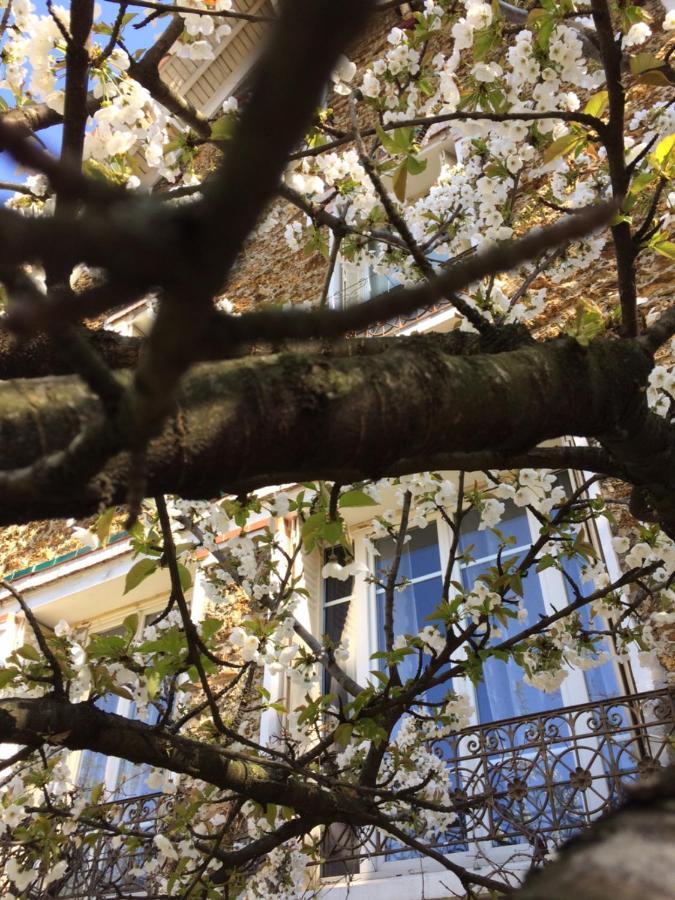 Suite Avec Terrasse Et Jardin Aux Portes De Paris Pavillons-sous-Bois エクステリア 写真
